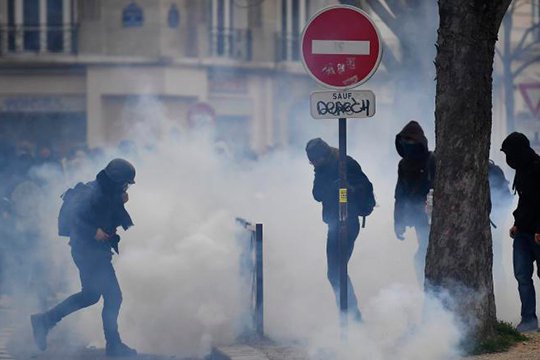 Փարիզում ուսանողական ցույցերի ընթացքում 9 մարդ ձերբակալվել է