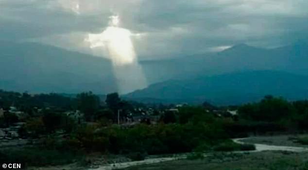 Տեսախցիկը ֆիքսել է Արգենտինայի երկնքում հայտնված առեղծվածային պատկերը