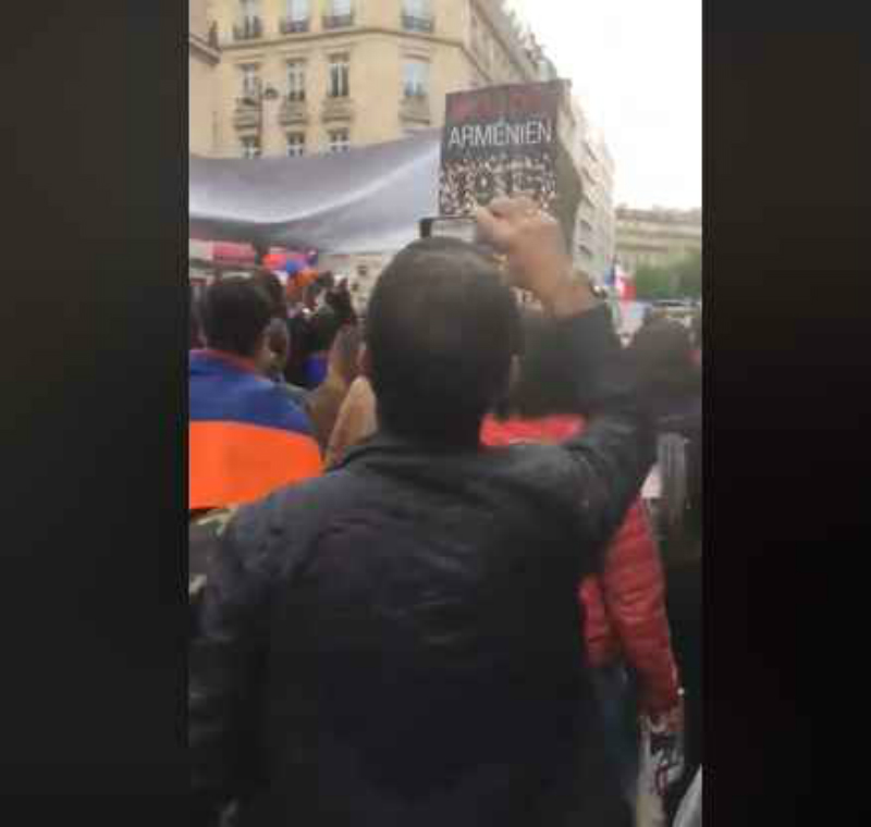 Ֆրանսիայի հայերը դուրս են եկել փողոցներ՝ ողջունելով Մակրոնի որոշումը (տեսանյութ)