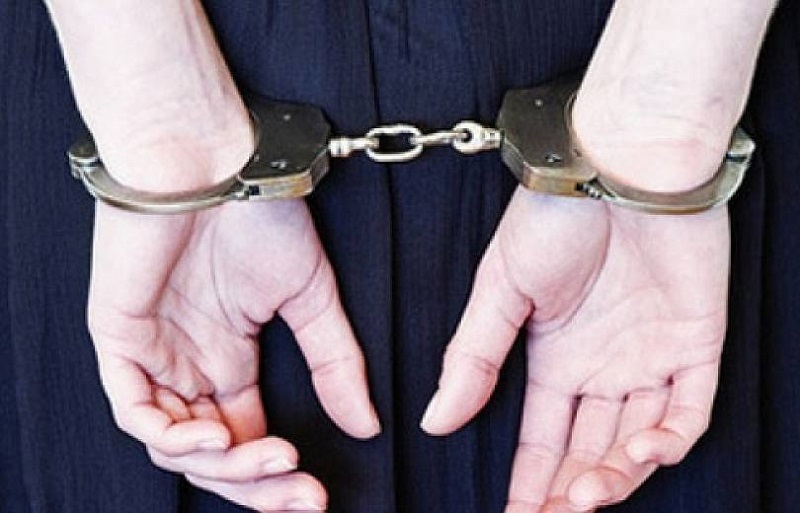 Րաֆֆու փողոցից բերման է ենթարկել 63-ամյա կին՝ փաստաթղթեր հափշտակելու կամ վնասելու մեղադրանքով