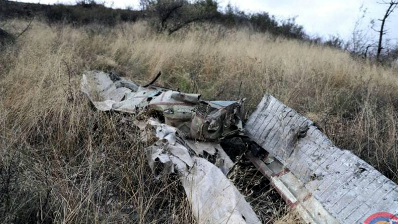 Ժամը 16:00-ի սահմաններում խոցվել է հակառակորդի հինգ միավոր ինքնաթիռ և երեք միավոր ուղղաթիռ. Արծրուն Հովհաննիսյան