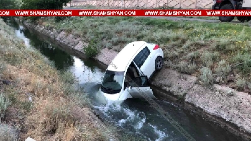 37-ամյա վարորդը Nissan Tiida-ով հայտնվել է ջրատարում