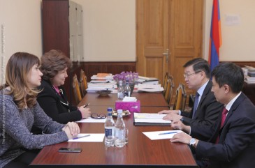 ՀՀ ԱԺ փոխնախագահ Հերմինե Նաղդալյանը հանդիպել է Ղազախստանի դեսպանի հետ