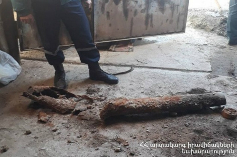 Սյունիքի մարզի Տեղ գյուղում հայտնաբերվել է 1990-ական թվականների հրետանային արկ