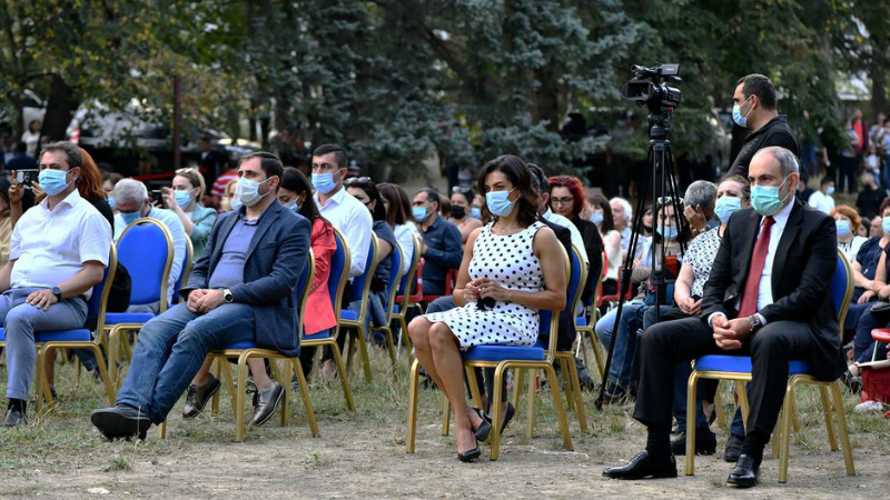 Երեկ երեկոյան Բերդում տեղի ունեցավ «Երևանյան հեռանկարներ» 21-րդ միջազգային երաժշտական փառատոնի բացումը. Աննա Հակոբյան 