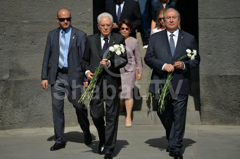 Իտալիայի նախագահը հարգանքի տուրք է մատուցել Հայոց ցեղասպանության զոհերի հիշատակին