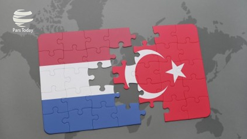 Թուրքիան եւ Հոլանդիան փորձում են կարգավորել լարված հարաբերությունները