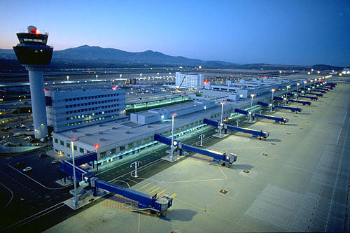 Հունաստանում փակվել են բոլոր օդանավակայանները