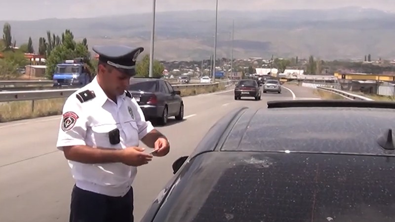 Հայտնաբերվել է ոչ սթափ վիճակում մեքենա վարող 50 անձ. ոստիկանություն (տեսանյութ)