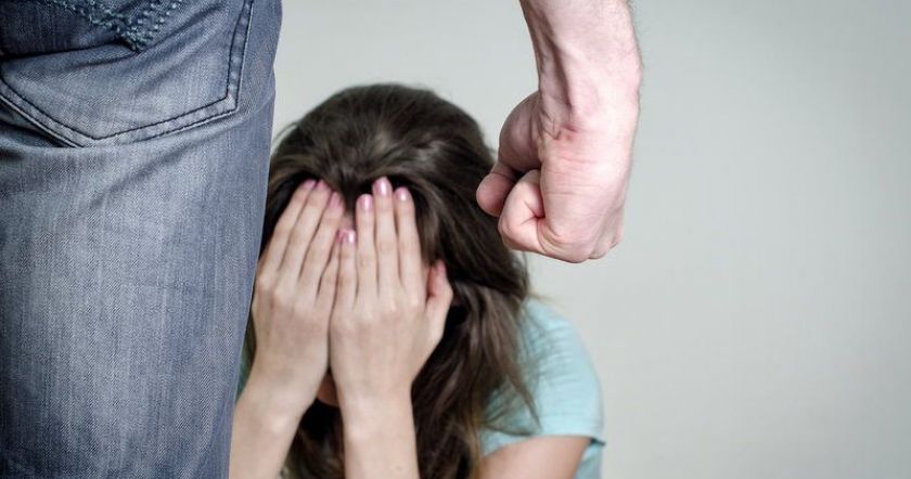Երեւանում տղամարդը 38-ամյա կնոջ նկատմամբ բռնություն է գործադրել