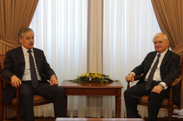 Է. Նալբանդյանն ու Ս. Ասլովը շնորհավորել են միմյանց Հայաստանի և Տաջիկստանի միջև դիվանագիտական հարաբերությունների հաստատման 25-ամյակի կապակցությամբ