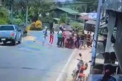 Թայլանդում տեղի ունեցած ավտովթարի հետևանքով ինքնաշեն տրանսպորտային միջոցից 2 տասնյակ մարդ է ընկել ասֆալտին. տեսանյութ