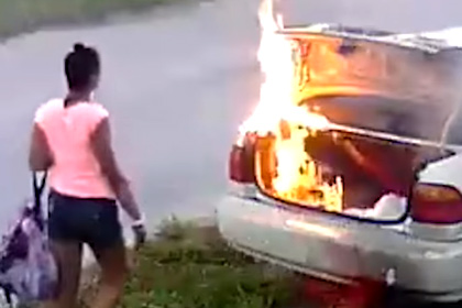 Желавшая отомстить бывшему американка сожгла не ту машину