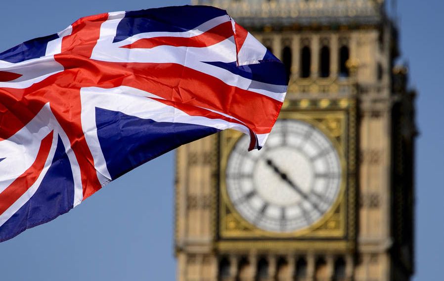 Более 60% британцев не одобряют действия правительства Мэй на переговорах по Brexit 