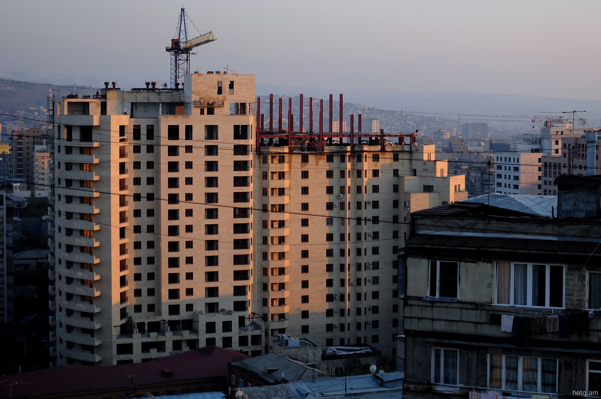 «Հայկական ժամանակ». Երևանում բազմաբնակարան շենքերի բնակարանների միջին գինը հասել է 10 տարվա նվազագույն մակարդակին