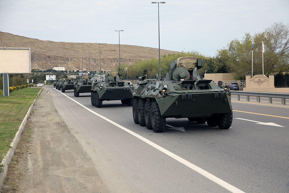 Ռուսաստանը ժամանակակից ռազմական տեխնիկայի հերթական խմբաքանակն է մատակարարել Ադրբեջանին (լուսանկարներ)