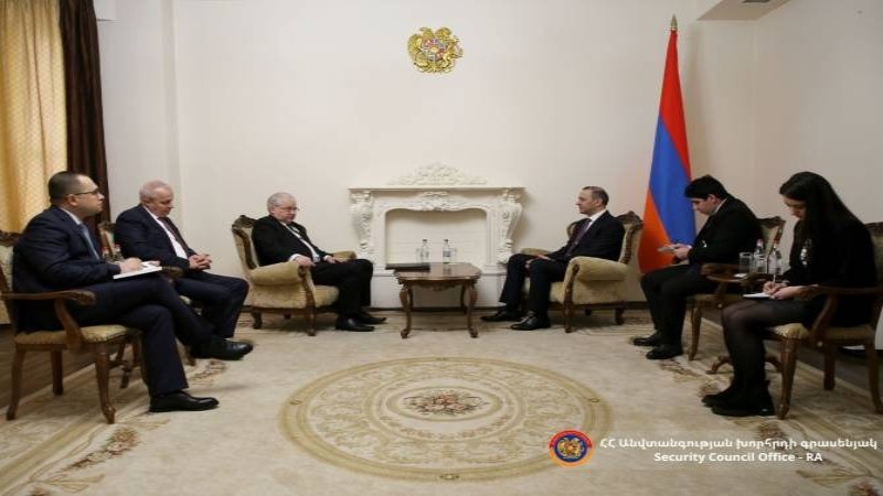 Արմեն Գրիգորյանն ու Իգոր Խովաևը քննարկել են հայ-ադրբեջանական խաղաղության պայմանագրի կնքման շուրջ ընթացող բանակցությունները