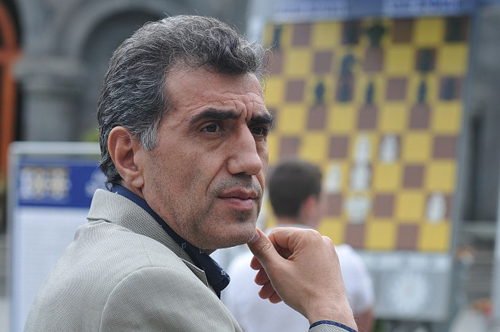 Вторую строчку в пропорциональном списке РПА на выборах Совета старейшин Еревана займет шахматист Смбат Лпутян. «Айкакан Жаманак»