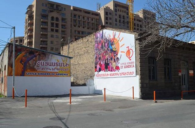 «Հայաստանի փոքրիկ երգիչներ»-ի հուշարձան-շենքը վերականգնվելու է իր տեղում. «Փաստինֆո»