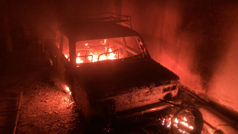 Ավտոտնակում բռնկված հրդեհից մեքենաներ են այրվել (լուսանկարներ)