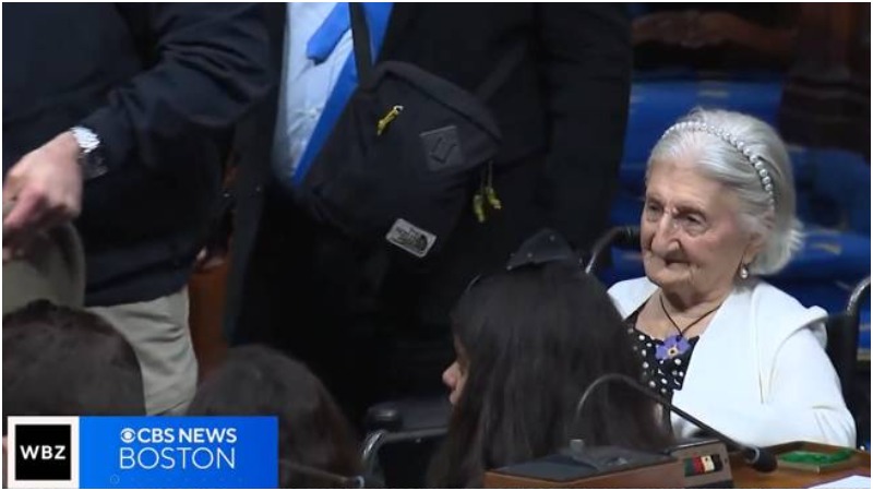 ԱՄՆ-ում հարգանքի տուրք՝ Հայոց ցեղասպանությունը վերապրած 109-ամյա հայ կնոջը (տեսանյութ)
