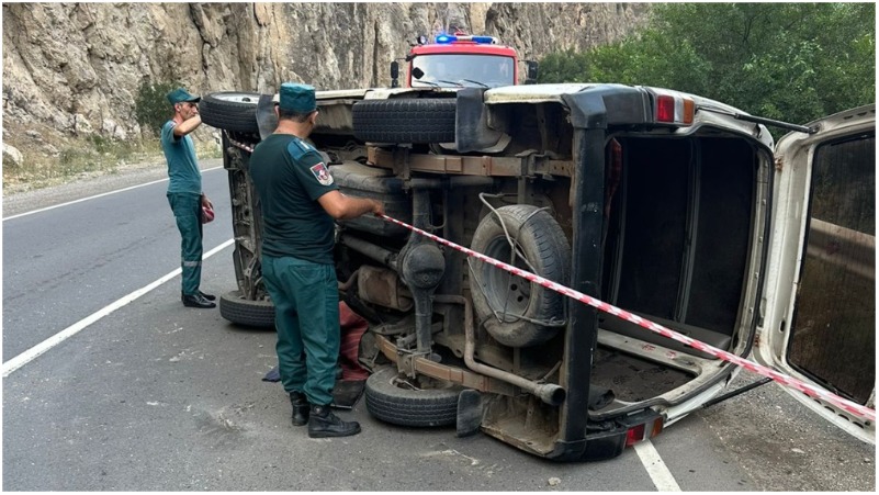 Մեքենան ճանապարհին կողաշրջվել է. կա տուժած