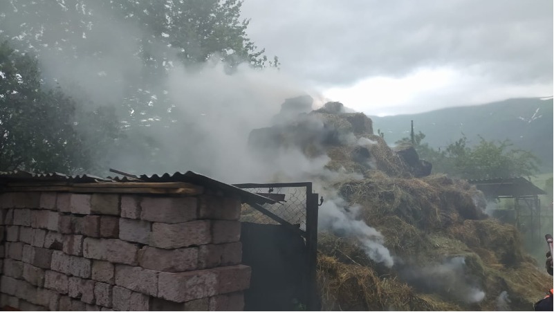 Մարգահովիտ գյուղում այրվել է անասնակեր 