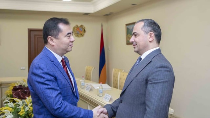 ՔԿ նախագահը քննարկել է համագործակցությանն առնչվող հարցեր Չինաստանի դեսպանի ժամանակավոր հավատարմատարի հետ