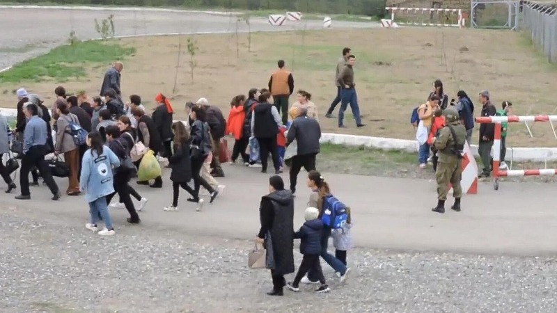 Ժամը 08։00-ի դրությամբ Լեռնային Ղարաբաղից բռնի տեղահանվել և ՀՀ սահմանը հատել է 42 500 անձ