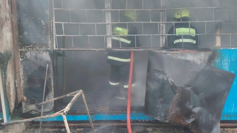 Սևան-Երևան ճանապարհին վագոն-տնակ է այրվել
