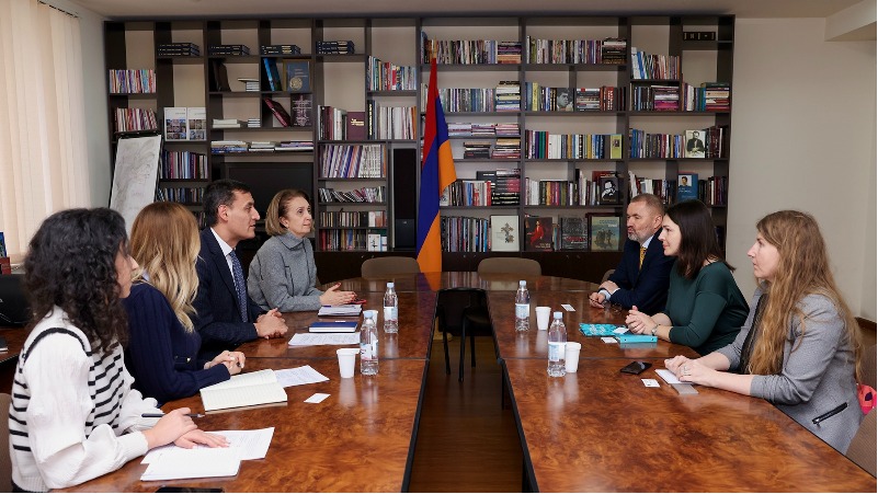 Քննարկվել են Վիշեգրադյան միջազգային հիմնադրամի հետ համագործակցության ընդլայնման հնարավորությունները (լուսանկարներ)