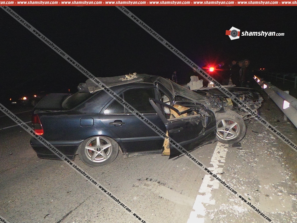 Արարատի մարզում բախվել են Mercedes-ն ու իրանական բեռնատարը. կա վիրավոր