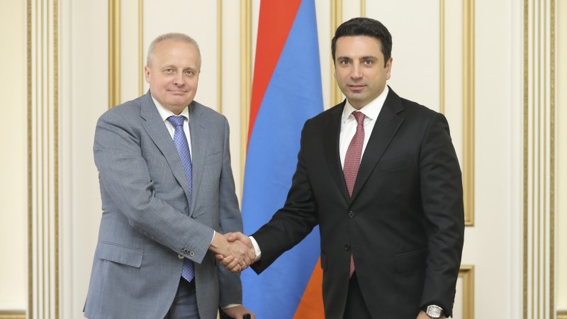 ԱԺ նախագահ Ալեն Սիմոնյանն ընդունել է Հայաստանում ՌԴ դեսպան Սերգեյ Կոպիրկինին