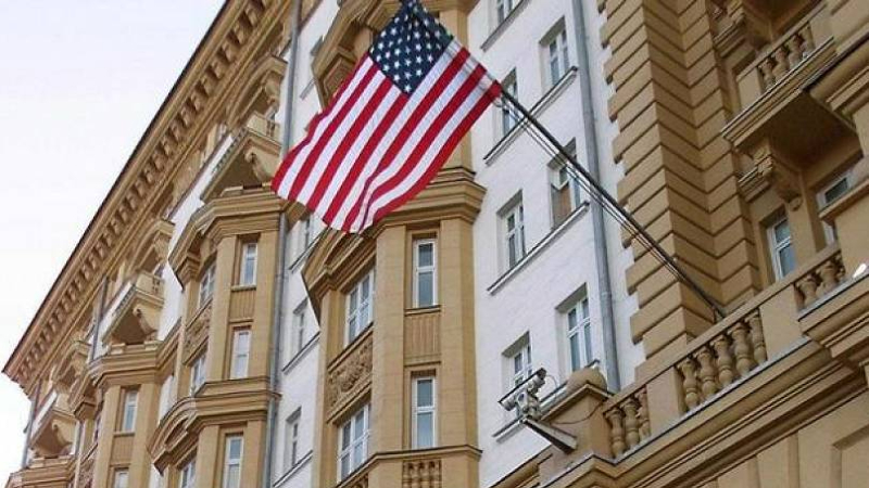 ԱՄՆ դեսպանատունը կոչ է արել իր քաղաքացիներին անհապաղ լքել Ռուսաստանը