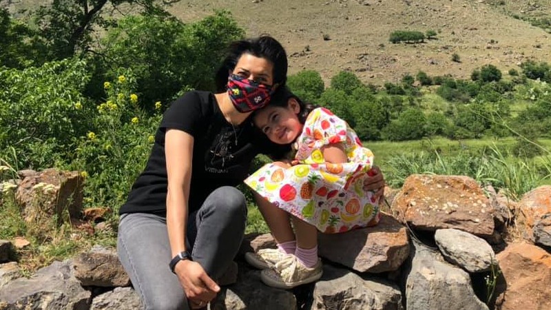 Աննա Հակոբյանի և դստեր՝ Արփիի նոր լուսանկարները