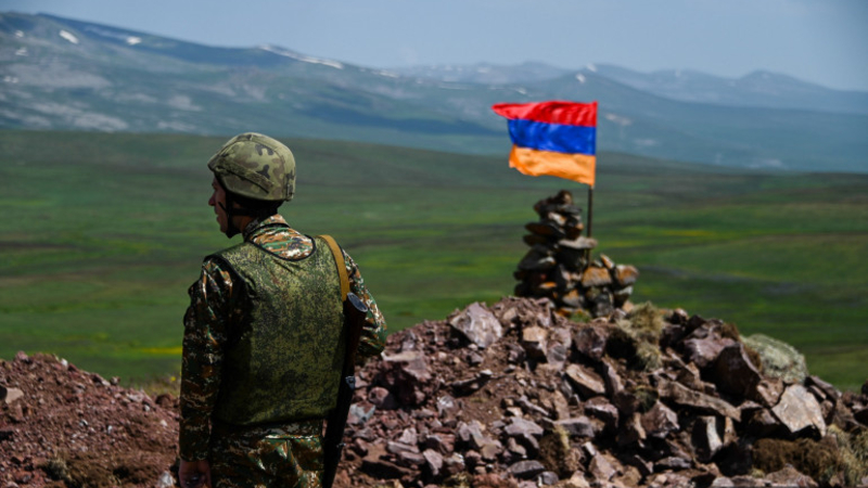 Գիշերը հայ-ադրբեջանական սահմանին էական միջադեպեր չեն արձանագրվել. ՊՆ խոսնակ