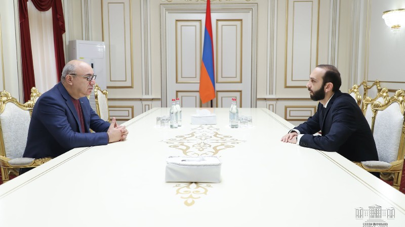 Արարատ Միրզոյանը հանդիպել է Միավորված աշխատավորական կուսակցության նախագահ Գուրգեն Արսենյանին