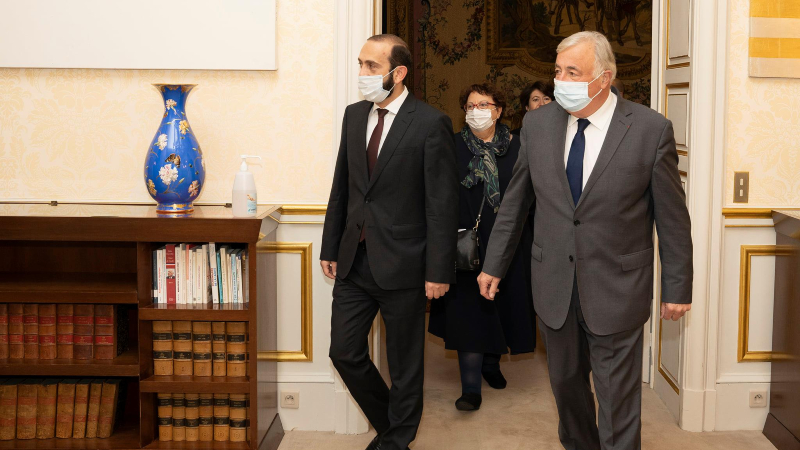 Արարատ Միրզոյանը հանդիպում է ունեցել Ֆրանսիայի Սենատի նախագահ Ժերար Լարշեի հետ (լուսանկարներ)