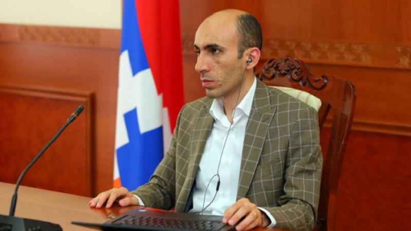 Արցախի իշխանությունները պատրաստ են բանակցելու Ադրբեջանի իշխանությունների հետ. Արտակ Բեգլարյան