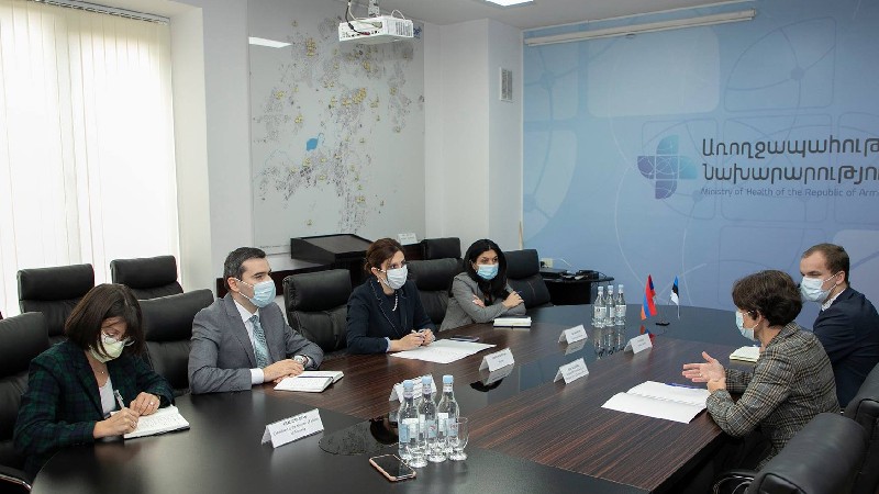 Անահիտ Ավանեսյանն ու Էստոնիայի դեսպան Ռինա Կալյուրանդը քննարկել են հայ-էստոնական գործակցության հիմնական ուղղությունները