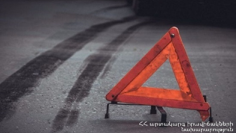 Երևանում բախվել են «BMW» և «Mercedes C180» մակնիշի ավտոմեքենաներ. կան տուժածներ