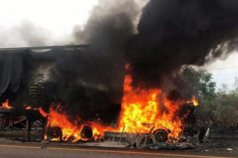 Բագրատաշենի մաքսատան մոտ 14.5 տոննա զուգագուլպա տեղափոխող բեռնատար է այրվել