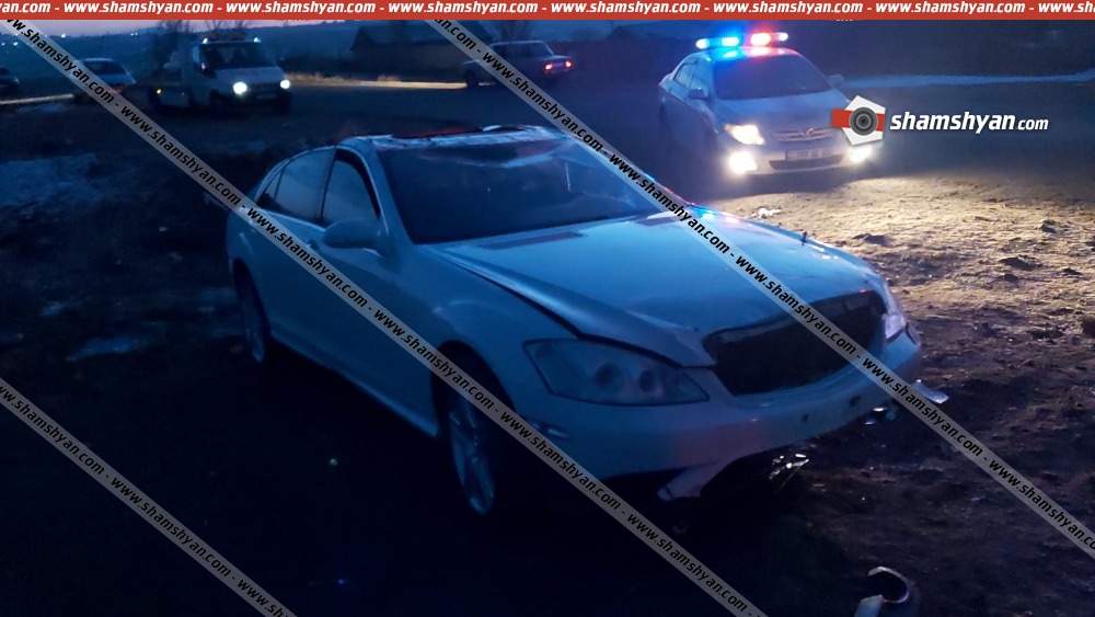 Շիրակի մարզում հարսն ու փեսան հարսանեկան Mercedes-ով վթարի են ենթարկվել. կա վիրավոր