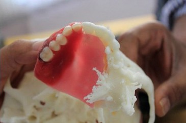 Նիդերլանդներում 3D-տպիչով տպել են մանրէասպան ատամներ