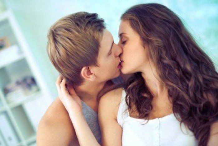 Ինչպե՞ս են համբուրվում հորոսկոպի տարբեր նշանների ներկայացուցիչները