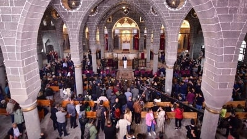 Դիարբեքիրի միակ գործող հայկական եկեղեցին 7 տարի անց կրկին օծվեց և վերաբացվեց