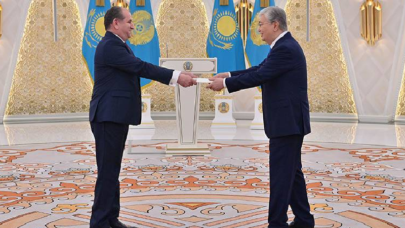 Դեսպան Ղևոնդյանն իր հավատարմագրերն է հանձնել Ղազախստանի նախագահին