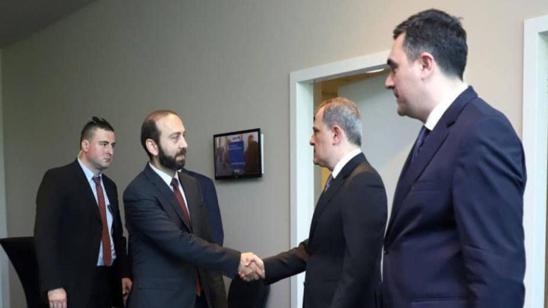 Հայաստանի և Ադրբեջանի ԱԳՆ-երի` մոտ 3 ժամ տևած հանդիպումն ավարտվել է