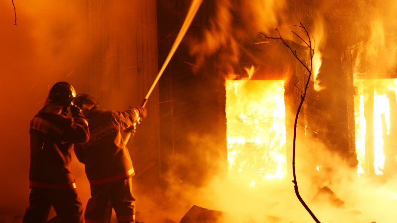 Տավուշի մարզի Խաչարձան գյուղում երկհարկանի տուն է այրվում․ ԱԻՆ