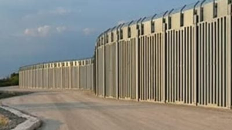 Լեհաստանը Բելառուսի հետ սահմանին մոտ 60 կիլոմետր պատ է կառուցել